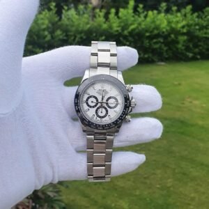 ccfee9bd ef6b 4e28 861b 7ea1386d617f