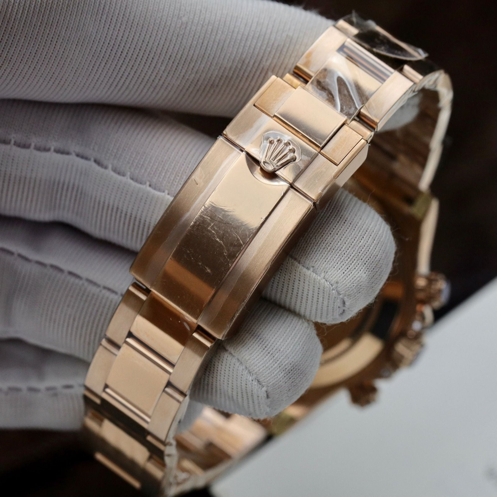 rolex daytona diamanten (rainbow) 40mm rosegold rolex daytona diamanten (rainbow) 40mm rosegold